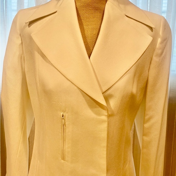 Callaghan fabulous unique blazer, full lining, 3 buttons, S - Picture 14 of 16